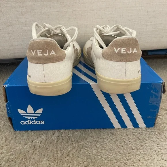 Veja Campo Sneakers (size 9.5) - Picture 5 of 6